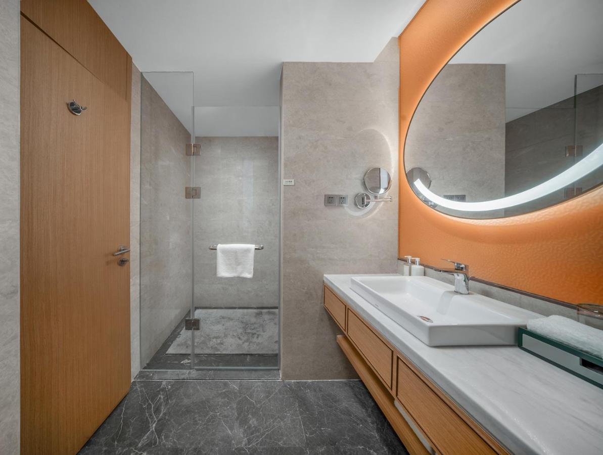 Holiday Inn Luzhou Longjian By Ihg Екстериор снимка
