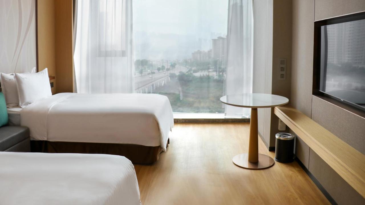 Holiday Inn Luzhou Longjian By Ihg Екстериор снимка
